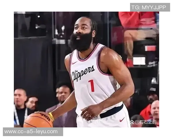 祖巴茨盛赞哈登为最佳大个子控卫哈登幽默回应引发网友热议